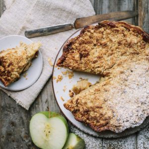 Whole Frozen Apple & Almond Crumble Pie, serves 8