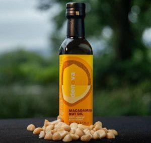 Macadamia nut oil, cold pressed