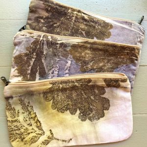 Greyton Oak cosmetic bag