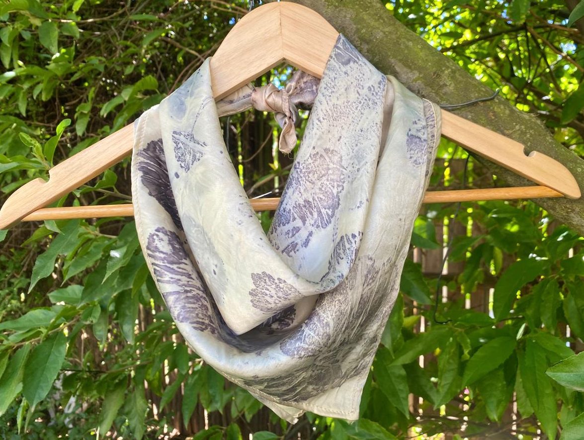 Rose geranium on peace silk