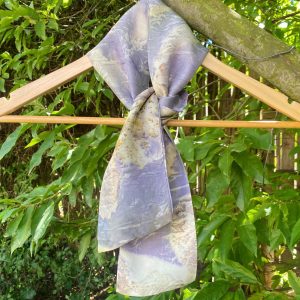 Logwood, Geranium and Erica peace silk neck tie